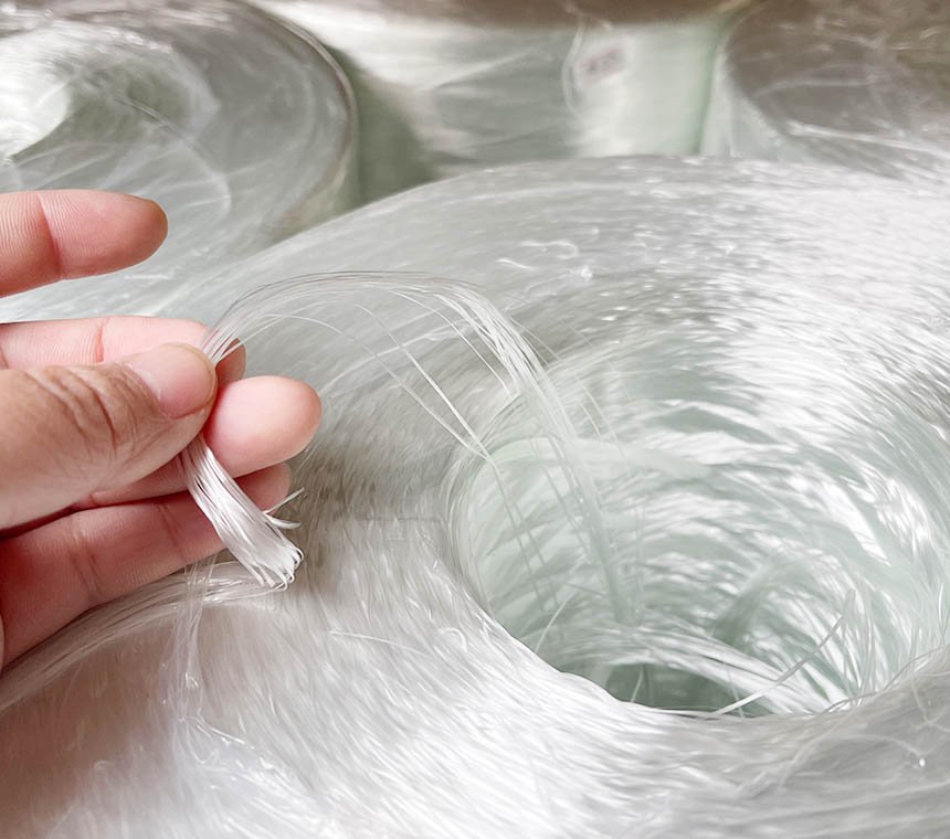 Spraying Glass Fiber Roving for GRP
